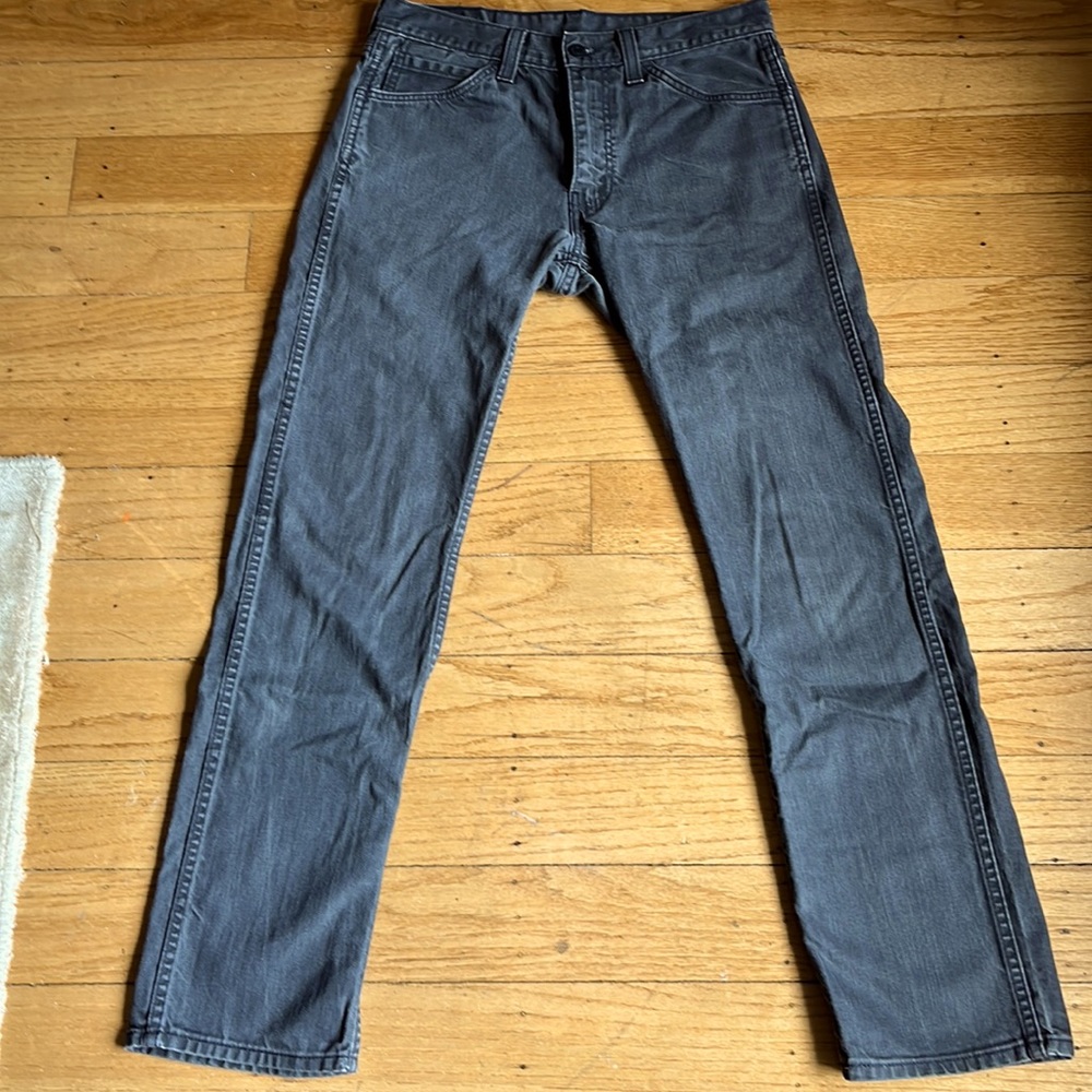 Men’s Levi’s 513 jeans